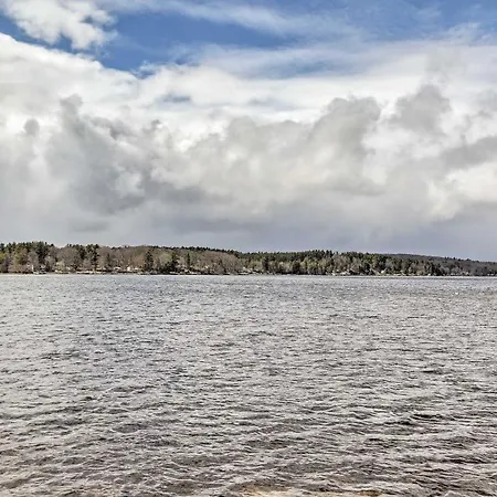 East Otis Reservoir Cabin With Porch - Walk To Lake!
